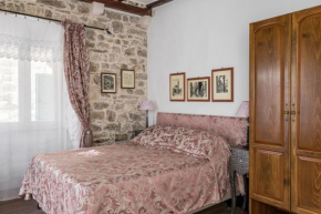 Отель Apartments Kaleta  Сплит